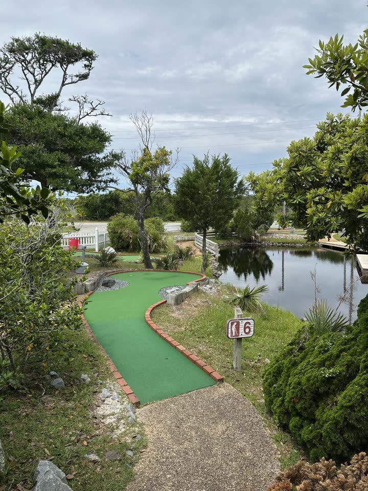 Mini golf hole 6 along the water at Frisco NC